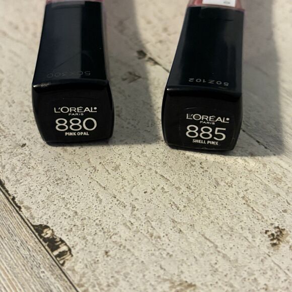 NEW L'Oreal Paris 8hr Infallible Pro Gloss Lipgloss 880 Pink Opal/885 Shell Pink - Picture 4 of 5